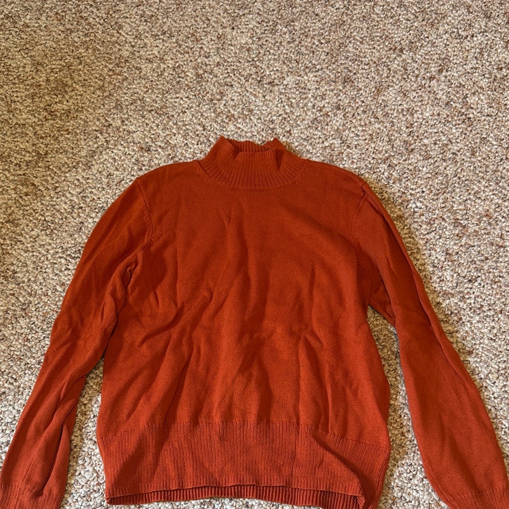 Old Navy Women's Rust Turtleneck Sweater